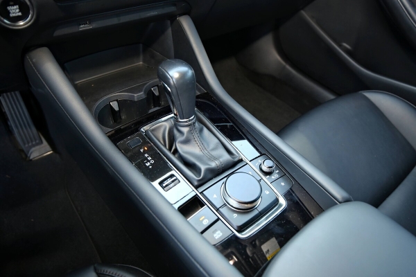 Тачка из США. Белорус восстановил полноприводный хетчбэк Mazda 3 — сколько стоил ремонт? Тачка из США. Белорус восстановил полноприводный хетчбэк Mazda 3 — сколько стоил ремонт?