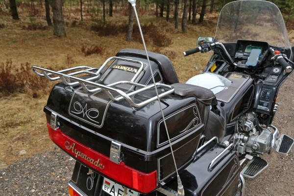 Вот мои крылья! Белорус купил топовый Honda GL1200 Gold Wing у американской церкви Вот мои крылья! Белорус купил топовый Honda GL1200 Gold Wing у американской церкви