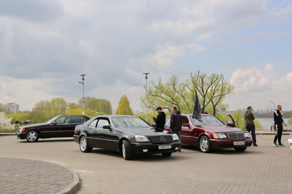 «После $30 000 вложения перестал считать». Пообщались с владельцами старых Mercedes