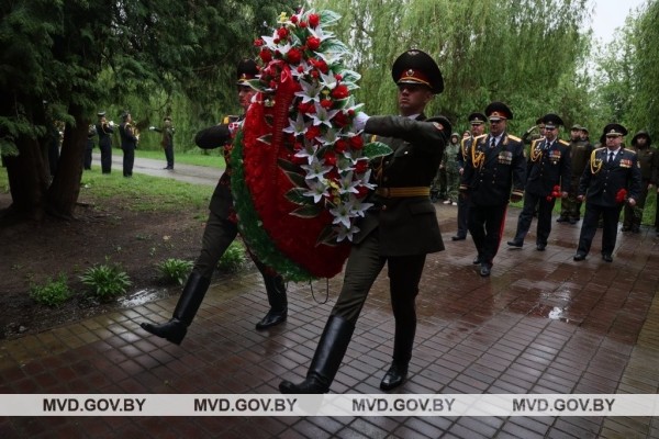 Торжественная присяга прошла в Брестской крепости. Видео и фото Торжественная присяга прошла в Брестской крепости. Видео и фото