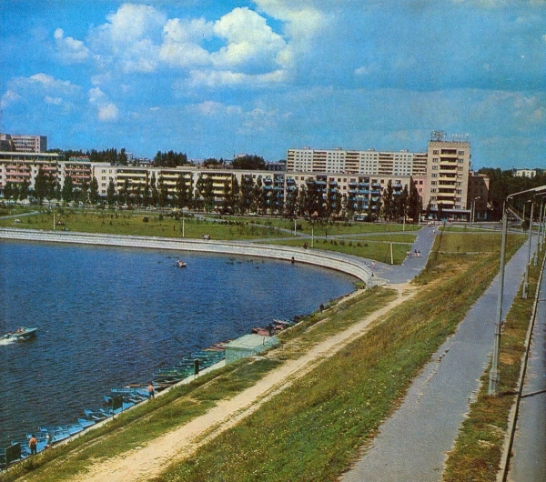 Посмотрите, как 50 лет назад выглядела Набережная в Бресте
Посмотрите, как 50 лет назад выглядела Набережная в Бресте