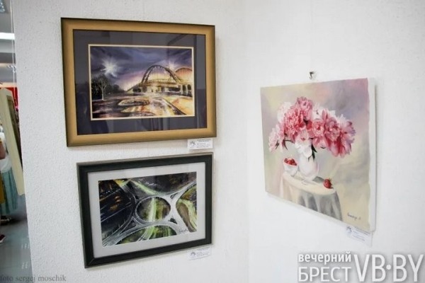 В Бресте открылась выставка «Лучше Бреста нету места» В Бресте открылась выставка «Лучше Бреста нету места»