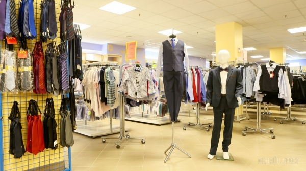 Самое время готовиться к школе! Три этажа школьных товаров в «Детском мире» на Советской в Бресте: канцелярия, рюкзаки, школьная форма и обувь