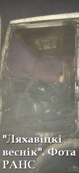 Грузовик загорелся в Ляховичах Грузовик загорелся в Ляховичах