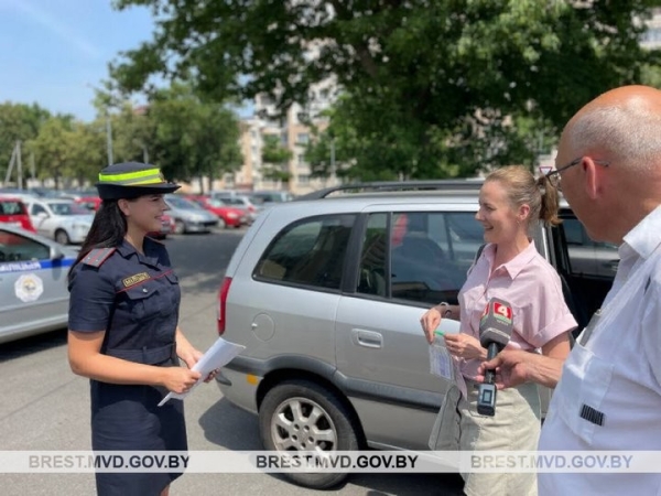 ГАИ Бреста проверила, кто паркуется на местах для инвалидов ГАИ Бреста проверила, кто паркуется на местах для инвалидов