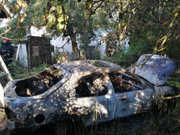 В Брестской области полностью сгорел автомобиль В Брестской области полностью сгорел автомобиль