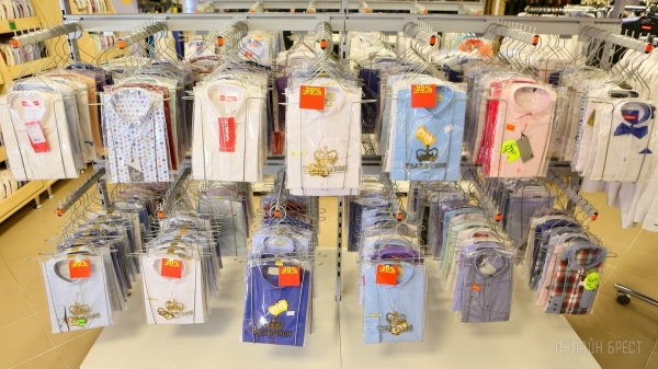 Самое время готовиться к школе! Три этажа школьных товаров в «Детском мире» на Советской в Бресте: канцелярия, рюкзаки, школьная форма и обувь