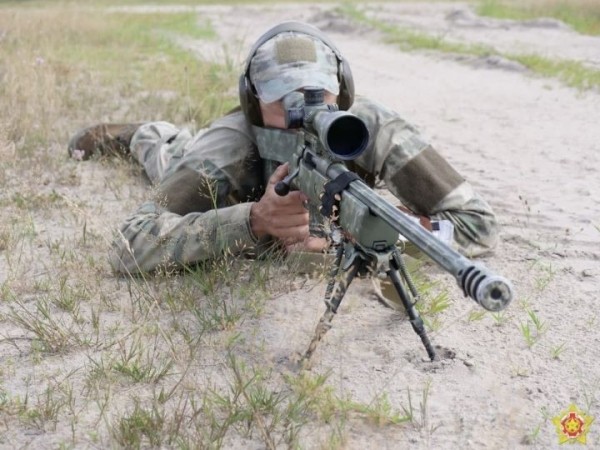 Почему могут быть слышны стрельбы в Бресте?