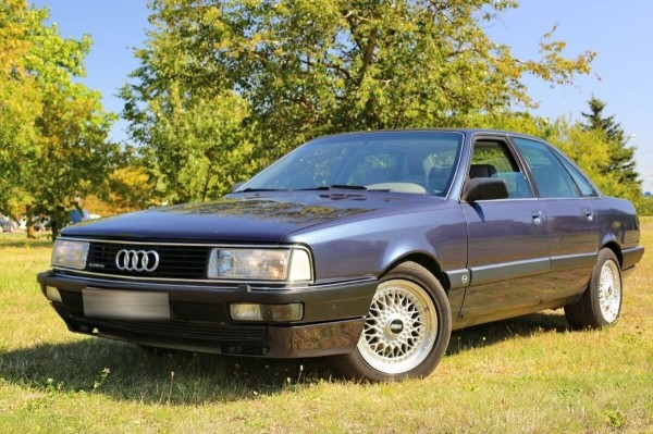 Audi 200 Quattro в руках брестчанина: «Купил за $1 350, а потратил в несколько раз больше» Audi 200 Quattro в руках брестчанина: «Купил за $1 350, а потратил в несколько раз больше»