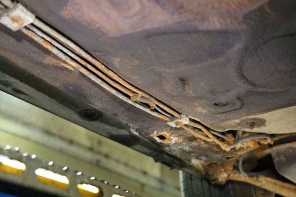 Audi 200 Quattro в руках брестчанина: «Купил за $1 350, а потратил в несколько раз больше» Audi 200 Quattro в руках брестчанина: «Купил за $1 350, а потратил в несколько раз больше»