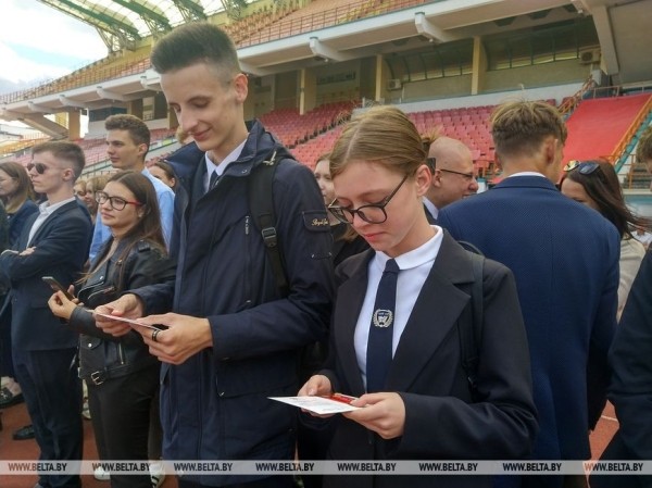 Более 100 брестских школьников стали членами Союза молодежи Более 100 брестских школьников стали членами Союза молодежи