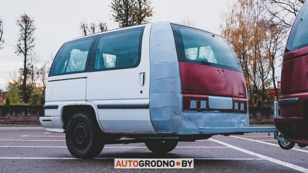 Белорус распилил автомобиль, чтобы сделать из него прицеп