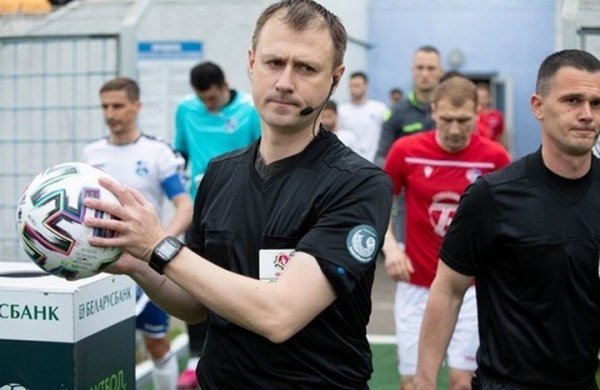 Судья рассказал о потере сознания на матче БАТЭ - «Динамо Брест» и своем самочувствии Судья рассказал о потере сознания на матче БАТЭ - «Динамо Брест» и своем самочувствии