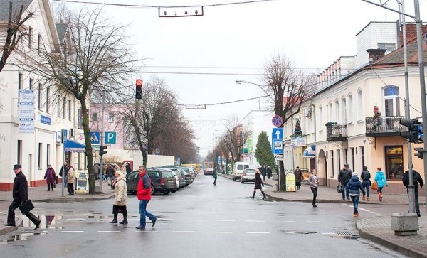 Читатель: Сквозь время. Брест, вид на перекресток Пушкинской и Комсомольской
Читатель: Сквозь время. Брест, вид на перекресток Пушкинской и Комсомольской