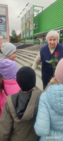 Акция «Осенний день для добрых дел» прошла в ГУО «Начальная школа №9 г. Бреста»
Акция «Осенний день для добрых дел» прошла в ГУО «Начальная школа №9 г. Бреста»