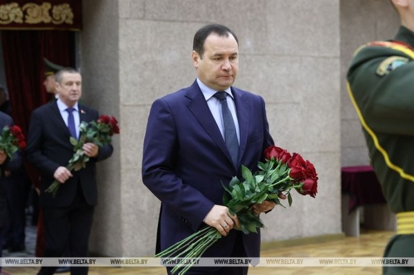 Церемония прощания с Владимиром Макеем Церемония прощания с Владимиром Макеем