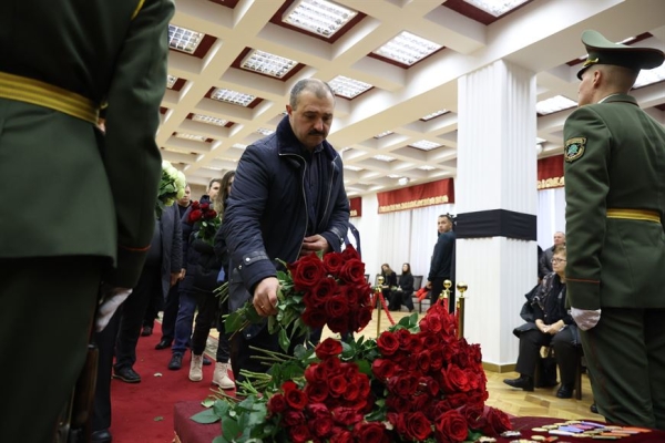 Церемония прощания с Владимиром Макеем Церемония прощания с Владимиром Макеем