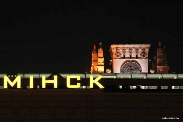 Водитель маршрутки из Вильнюса оставил двух пассажирок по ту сторону границы, пока те отмечали Tax Free. И все по правилам?