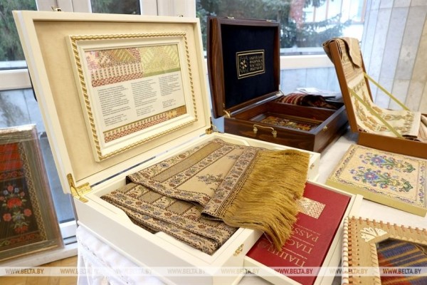 Выставка уникальных изделий «Белхудожпромыслы» прошла в Бресте Выставка уникальных изделий «Белхудожпромыслы» прошла в Бресте