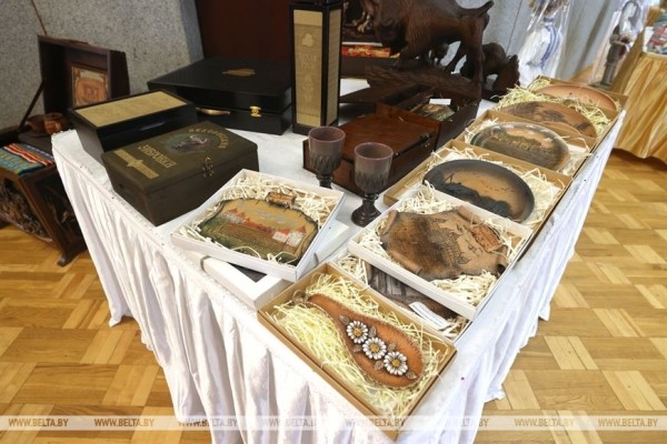 Выставка уникальных изделий «Белхудожпромыслы» прошла в Бресте Выставка уникальных изделий «Белхудожпромыслы» прошла в Бресте