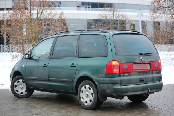 «Если отвезти машину на детейлинг, будет совсем лялечка!» Белорус о VW Sharan, который 13 лет находится в одних руках «Если отвезти машину на детейлинг, будет совсем лялечка!» Белорус о VW Sharan, который 13 лет находится в одних руках
