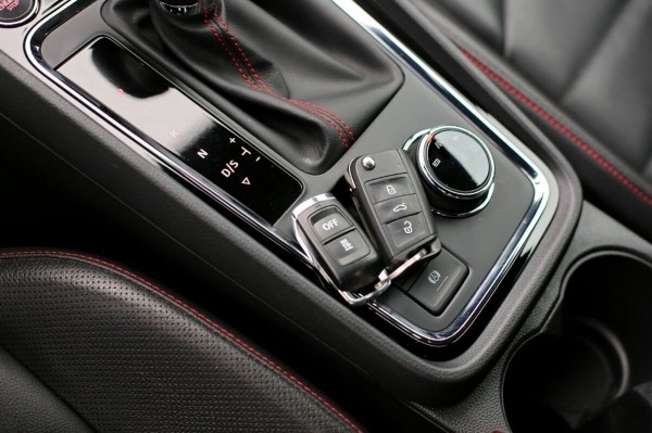 Белорус пригнал на перепродажу Seat Ateca. Хочет выручить 26 900 Белорус пригнал на перепродажу Seat Ateca. Хочет выручить 26 900