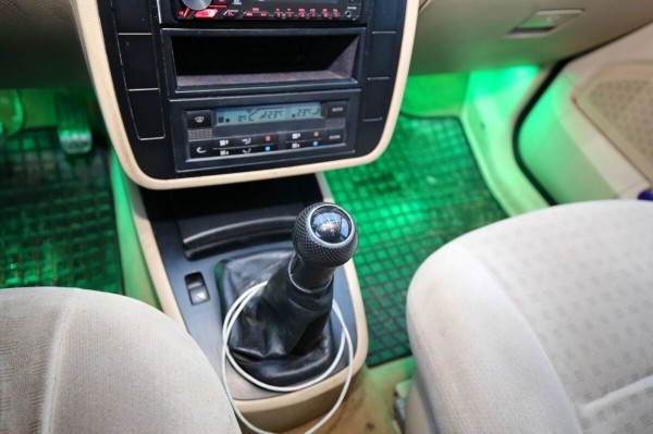 «Если отвезти машину на детейлинг, будет совсем лялечка!» Белорус о VW Sharan, который 13 лет находится в одних руках «Если отвезти машину на детейлинг, будет совсем лялечка!» Белорус о VW Sharan, который 13 лет находится в одних руках