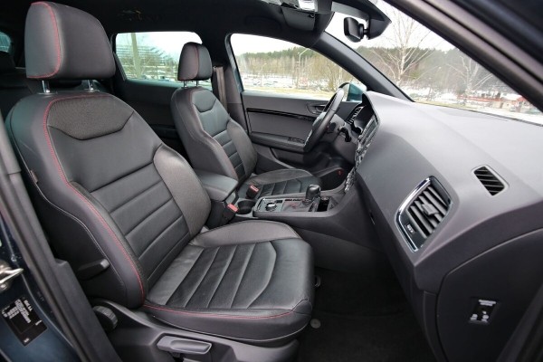 Белорус пригнал на перепродажу Seat Ateca. Хочет выручить 26 900 Белорус пригнал на перепродажу Seat Ateca. Хочет выручить 26 900