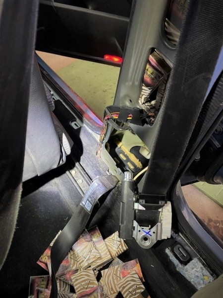 Сколько сигарет влезет в скрытые полости VW Passat? Очередное задержание белоруса в Литве Сколько сигарет влезет в скрытые полости VW Passat? Очередное задержание белоруса в Литве