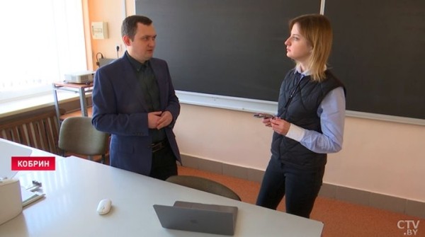 В Кобрине прокладывают турмаршруты с помощью нейросети. Посмотрите, как работает искусственный интеллект В Кобрине прокладывают турмаршруты с помощью нейросети. Посмотрите, как работает искусственный интеллект