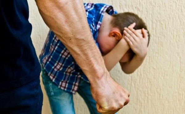 Житель Ганцевичского района истязал малолетнего пасынка Житель Ганцевичского района истязал малолетнего пасынка