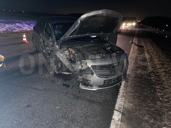 Маршрутка попала в ДТП – легковушка выехала на встречку. Есть видео, как это произошло Маршрутка попала в ДТП – легковушка выехала на встречку. Есть видео, как это произошло