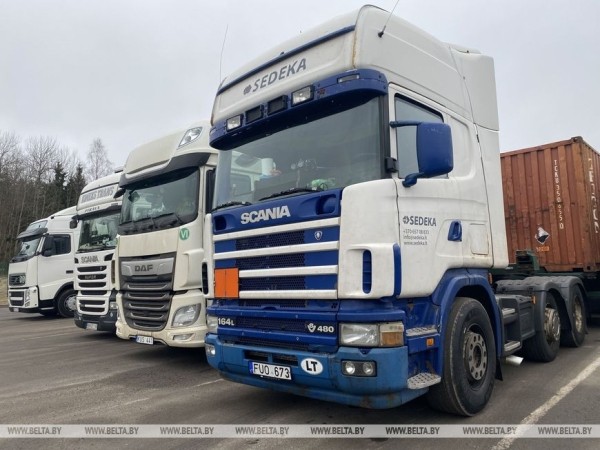 Водители из разных стран рассказали о проблемах на границе Водители из разных стран рассказали о проблемах на границе