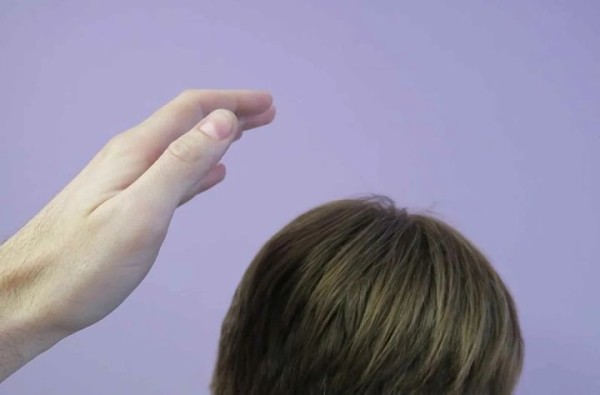 Какую угрозу несет с собой «метод подзатыльника» в отношении капризного ребенка? Спросили у психолога Какую угрозу несет с собой «метод подзатыльника» в отношении капризного ребенка? Спросили у психолога