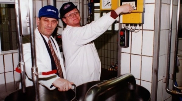 Как в Бресте появился креветочный бизнес и где был первый магазин «Санта» Как в Бресте появился креветочный бизнес и где был первый магазин «Санта»