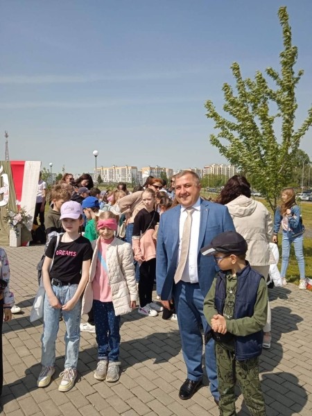 В парке 1000-летия проходит районный праздник «ДетиНового1000-летия»