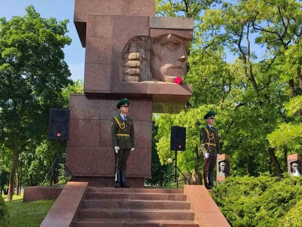День пограничника празднуют в Бресте День пограничника празднуют в Бресте