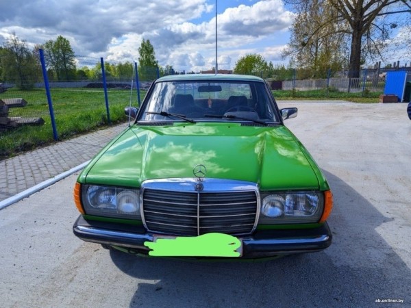 «23 года у одного хозяина». Житель Брестской области выставил на продажу Mercedes-Benz W123 «23 года у одного хозяина». Житель Брестской области выставил на продажу Mercedes-Benz W123