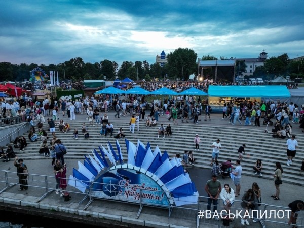 Праздник к 45-летию Ленинского района. Смотрите, как сегодня гулял Брест