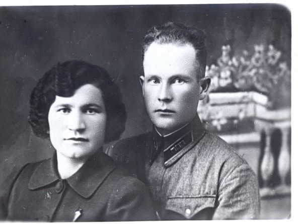 Письмо из 41-го: « Я расскажу тебе о том, как выбралась из горящего Кобрина...» Письмо из 41-го: « Я расскажу тебе о том, как выбралась из горящего Кобрина...»