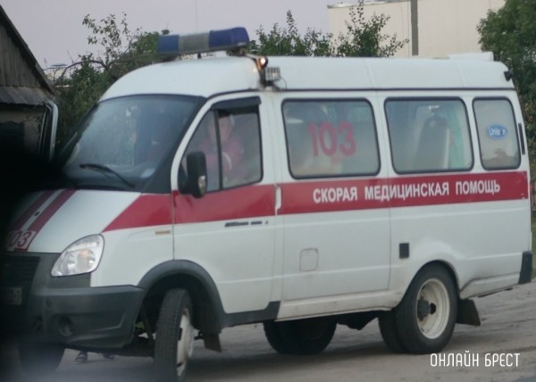 Двухлетняя девочка упала на мангал в Лидском районе Двухлетняя девочка упала на мангал в Лидском районе