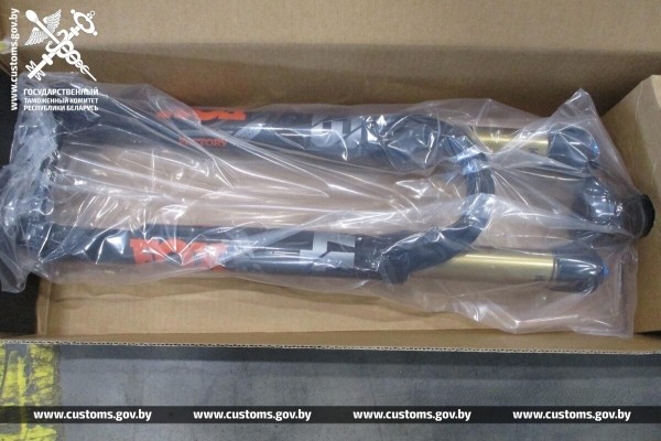 В Беларусь нелегально провозили автотовары на 68 тысяч долларов