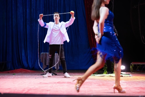 ВПЕРВЫЕ! Цирк-шапито «SIRIUS» представит в Бресте новое экстрим-шоу «Колумбийский форсаж» ВПЕРВЫЕ! Цирк-шапито «SIRIUS» представит в Бресте новое экстрим-шоу «Колумбийский форсаж»