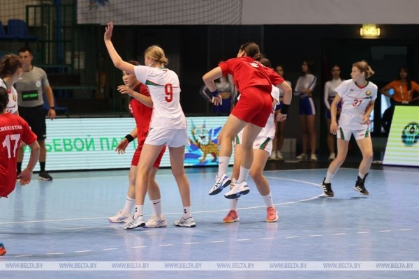 Белорусские гандболистки победно стартовали на II Играх стран СНГ Белорусские гандболистки победно стартовали на II Играх стран СНГ