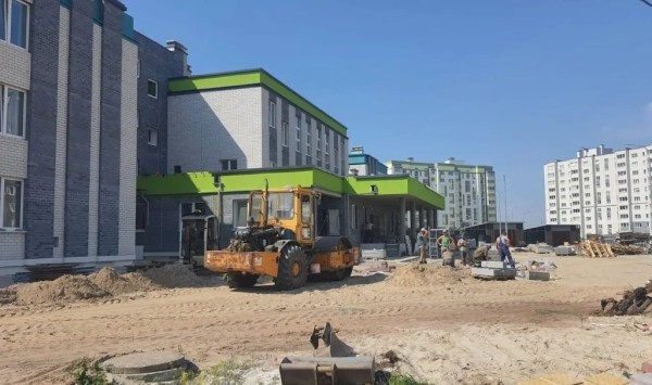 &laquo;Взрослый&raquo; подход к детскому саду. Завершается строительство д/с №8 в Бресте