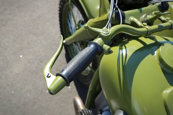 Считай, музейный экспонат! Белорус заморочился и вложил $10 тысяч в мотоцикл М-72 1953 г. в. Считай, музейный экспонат! Белорус заморочился и вложил $10 тысяч в мотоцикл М-72 1953 г. в.