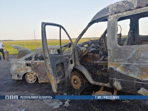 Ужасное ДТП произошло на Гомельщине: двое погибших Ужасное ДТП произошло на Гомельщине: двое погибших