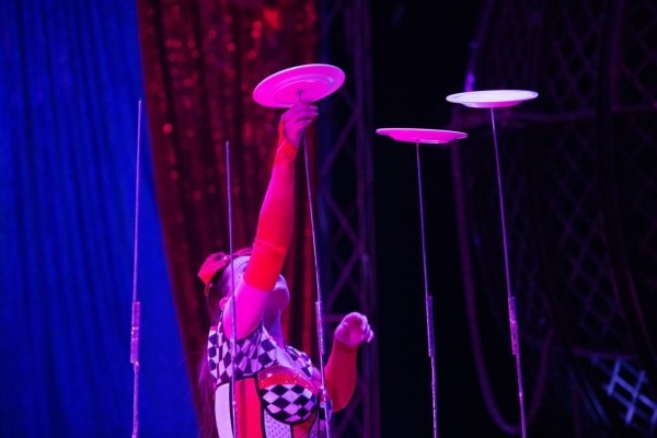 ВПЕРВЫЕ! Цирк-шапито «SIRIUS» представит в Бресте новое экстрим-шоу «Колумбийский форсаж» ВПЕРВЫЕ! Цирк-шапито «SIRIUS» представит в Бресте новое экстрим-шоу «Колумбийский форсаж»