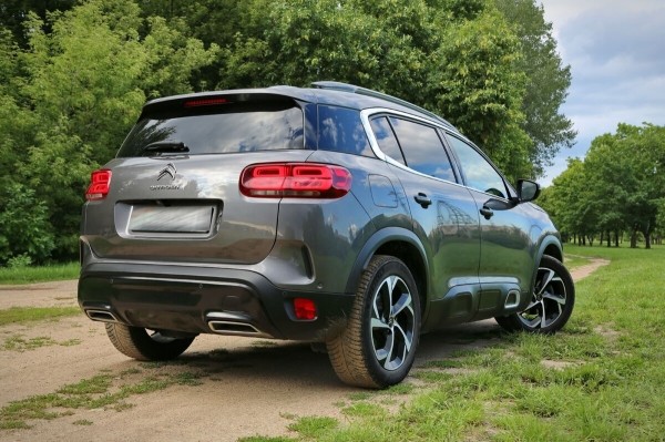 Взял на $4 000 дешевле, чем у перекупов. Белорус о пригоне дизельного Citroen C5 Aircross из Франции Взял на $4 000 дешевле, чем у перекупов. Белорус о пригоне дизельного Citroen C5 Aircross из Франции