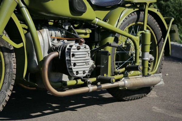 Считай, музейный экспонат! Белорус заморочился и вложил $10 тысяч в мотоцикл М-72 1953 г. в. Считай, музейный экспонат! Белорус заморочился и вложил $10 тысяч в мотоцикл М-72 1953 г. в.